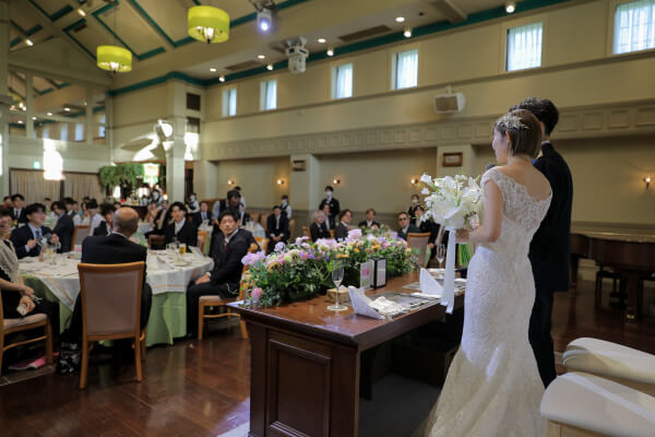 新潟県三条市　長岡市　新潟市　結婚式場　チャペル内人前式　ウェディングドレス