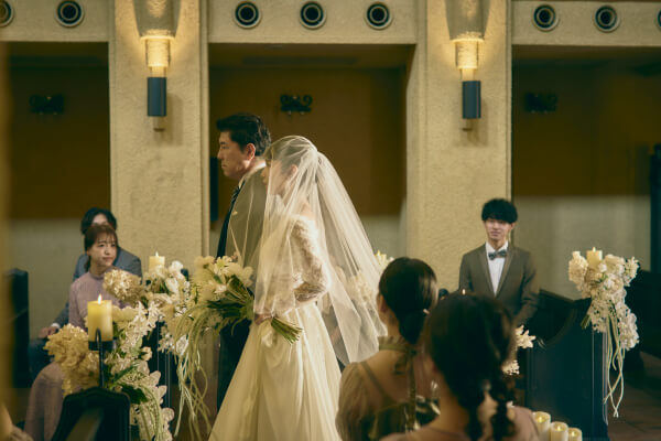 【花嫁が惹かれる理由とは？】本格大聖堂で叶える挙式をご紹介！