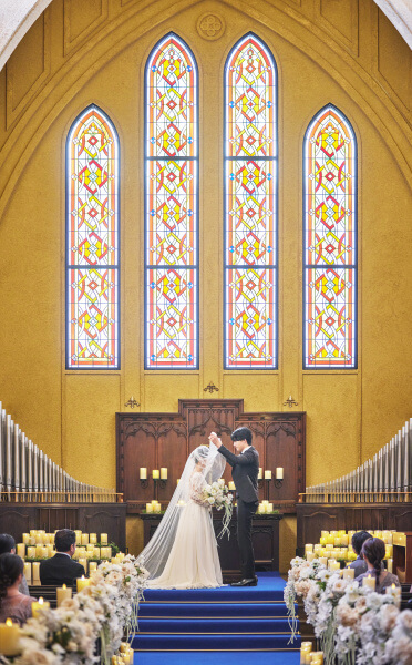 結婚式場　ピアザデッレグラツィエ　新潟県三条市　長岡市　見附市　挙式　大聖堂　花嫁　チャペル