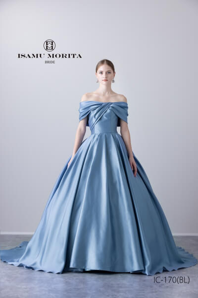 新潟県三条市　結婚式場　見附市　長岡市　ウェディングドレス　カラードレス　運命の1着　ドレス迷子　試着