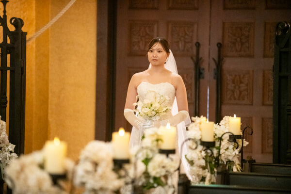 新潟県三条市　長岡市　新潟市　結婚式場　人前挙式　ウェディングドレス　ファーストミート