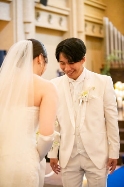 新潟県三条市　長岡市　新潟市　結婚式場　人前挙式　ウェディングドレス　ファーストミート