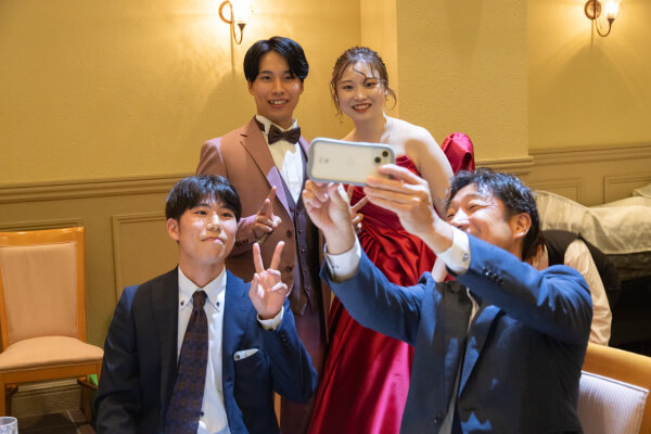 新潟県三条市　長岡市　新潟市　結婚式場　ウェディングドレス  ウェディングパーティー　カラードレス