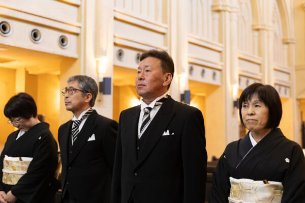 新潟県三条市　長岡市　新潟市　結婚式場　ウェディングドレス   ファミリーミート　人前挙式