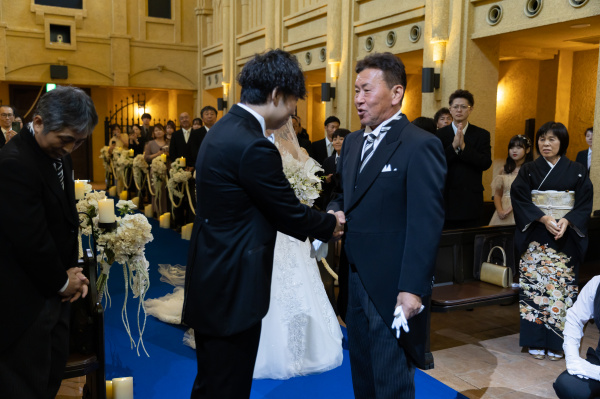 新潟県三条市　長岡市　新潟市　結婚式場　ウェディングドレス   ファミリーミート　人前挙式