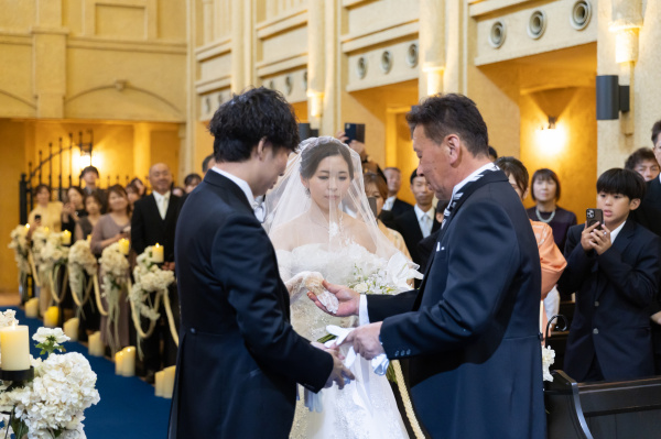 新潟県三条市　長岡市　新潟市　結婚式場　ウェディングドレス   ファミリーミート　人前挙式