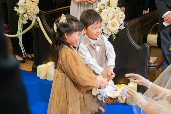 　新潟県三条市　長岡市　新潟市　結婚式場　ウェディングドレス　お子様お手伝い　リングガール　リングボーイ　　 フラワーボーイ　トレーンガール　フラワーガール　フラッグボーイ