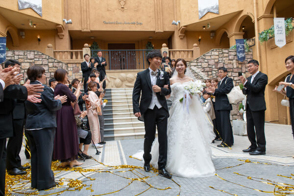 新潟県三条市　長岡市　新潟市　結婚式場　ウェディングドレス ファミリーミート　人前挙式