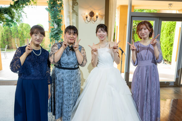 新潟県三条市　長岡市　新潟市　結婚式場　ウェディングドレス 　カラードレス　披露宴　笑顔　感動　ゲスト