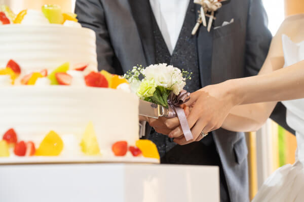 新潟県三条市　長岡市　新潟市　結婚式場　ウェディングドレス 　カラードレス　披露宴　笑顔　感動　ゲスト