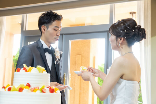 新潟県三条市　長岡市　新潟市　結婚式場　ウェディングドレス 　カラードレス　披露宴　笑顔　感動　ゲスト