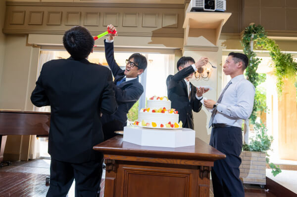 新潟県三条市　長岡市　新潟市　結婚式場　ウェディングドレス 　カラードレス　披露宴　笑顔　感動　ゲスト