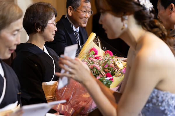 新潟県三条市　長岡市　新潟市　結婚式場　ウェディングドレス 　カラードレス　ウェディングパーティー