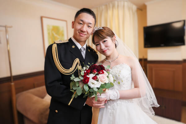 【パーティーレポート】プレ花嫁さまも参考になる！クラシカルな大聖堂での人前挙式★形式にとらわれない挙式とは？