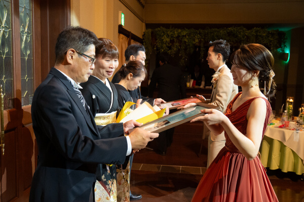 新潟県三条市 長岡市 新潟市 結婚式場 ウェディングドレス カラードレス 披露宴 笑顔 感動 ゲスト
