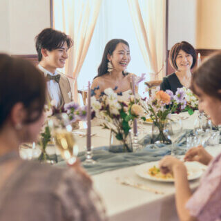 【家族婚・少人数婚をご検討の方】大人数じゃなくても大丈夫♡ふたりらしい結婚式のカタチをご紹介♪