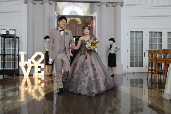 新潟県三条市　長岡市　新潟市　結婚式場　ウェディングドレス 　ウェディングパーティー　カラードレス 前撮り　ロケフォト