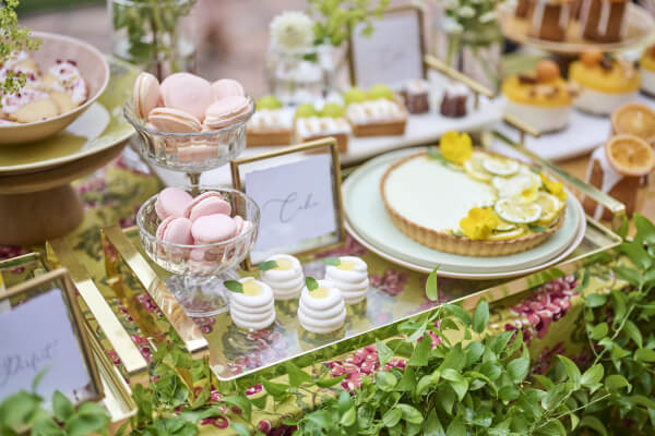【卒花嫁に好評のデザートビュッフェを取り入れよう！】結婚式のコース料理◆大人気スイーツは〇〇♬